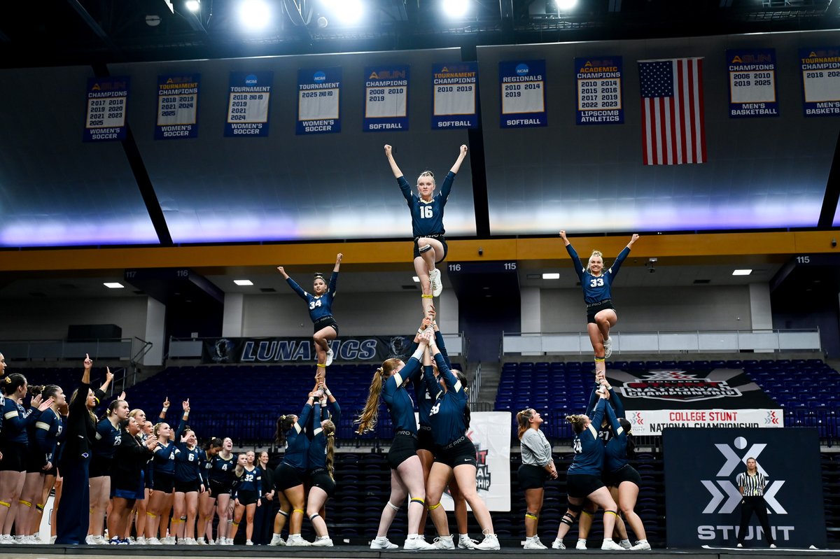 GFUAthletics's tweet photo. 📣 STUNT Recap: https://t.co/DuZaklHSPV

Your George Fox STUNT team started their title defense at STUNT Nationals with their third win over Saint Mary's in 2026, rallying from a halftime deficit to win, 19-12!

#STUNTtheSport #BruinsStandTall https://t.co/tM4s7uit83