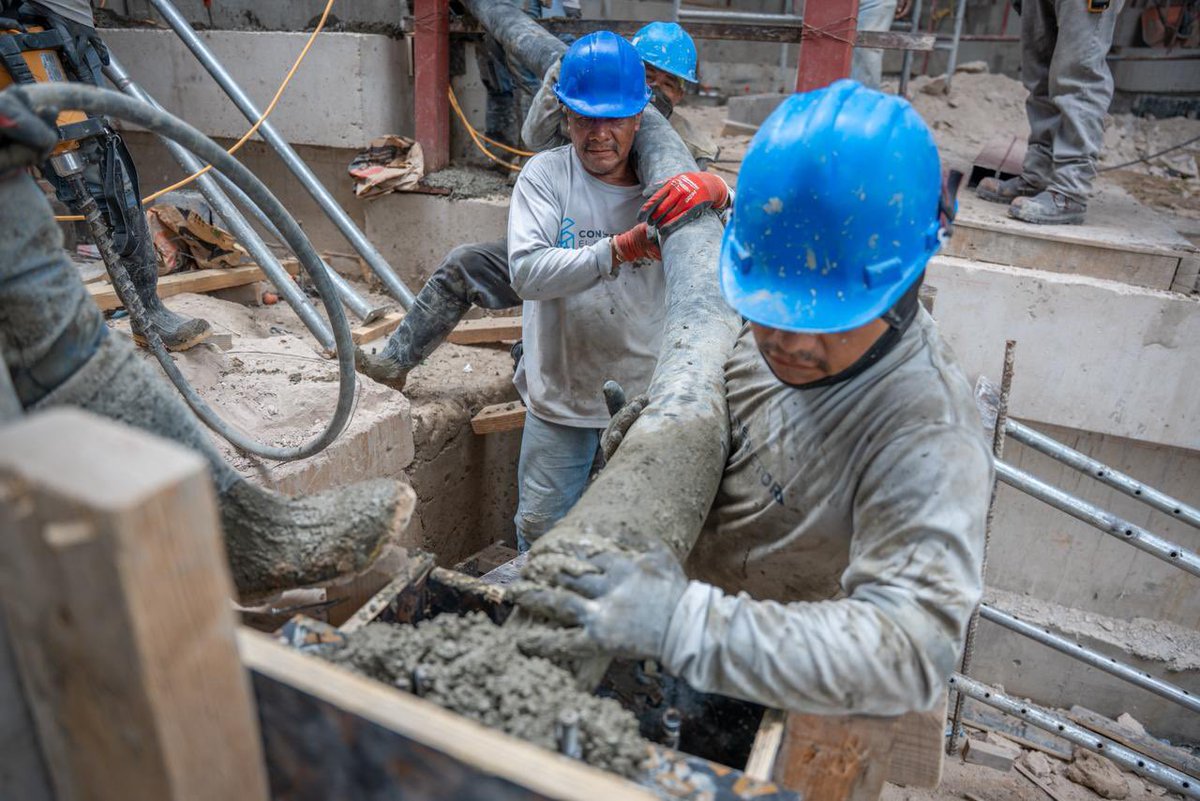 Constructora El Salvador tweet media