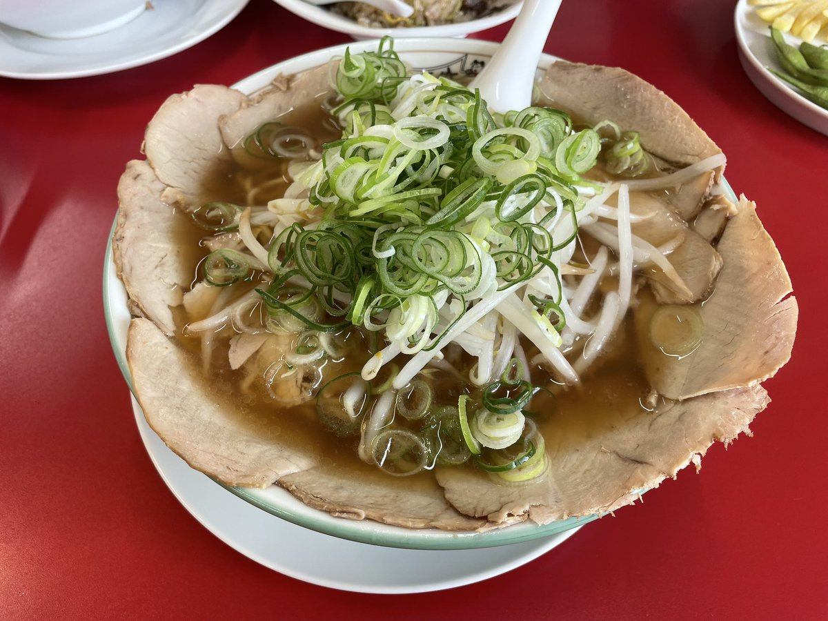 takataka2680's tweet image. おはようございます✨土曜日👍

#東海オンエア
#YouTube 
#YouTuber 
#チャンネル登録お願いします 
#チャンネル登録
#mini4wd
#ミニ四駆
#ボトルマン
#ボトルマンDX
#ビーダマン
#スーパービーダマン
#ベイブレードX
#ハイパーヨーヨーアクセル