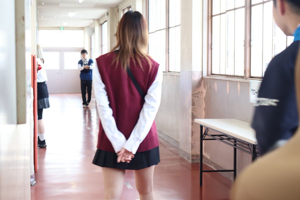 #NutzBurger 初日です！

野崎駅は普通しか止まりませんのでお気をつけてご来校ください☀️

またSNSへのお問い合わせは、対応できかねる場合がございますので、
昨日のメールに記載のお問い合わせ先か
劇団メールアドレスまでご連絡ください📨