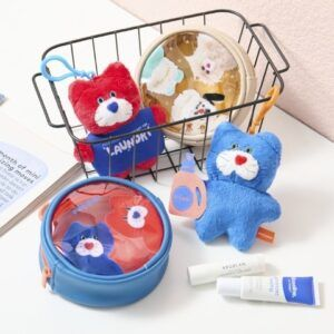 shimapatobu's tweet image. シャンブル『mojojojo（モジョジョ）』コラボ！ポーチ、ぬいぐるみキーホルダーが2026年4月25日（土）より新発売！品番、種類まとめ！

puchipurabu.com/shanburu-mojoj…

#mojojojo　#モジョジョ　#しまむら　#しまパト　#しまむらコラボ　#シャンブル