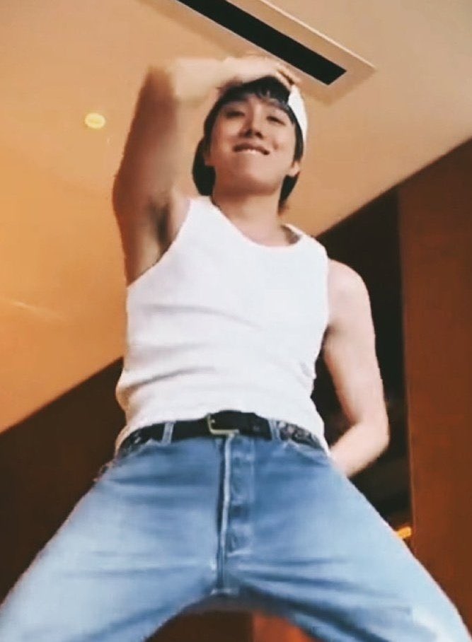 mimi’s calico⁷ tweet media