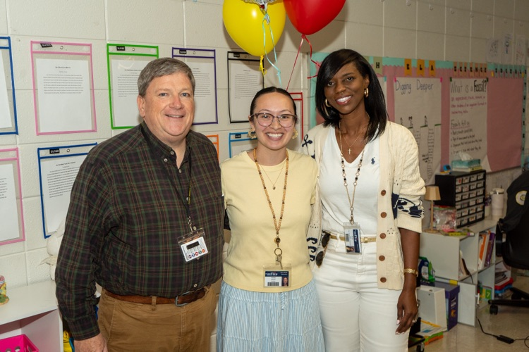 SpartanburgD5's tweet photo. So proud to announce our 5 finalists for District Five Induction Teacher of the Year! 🎉 Congratulations to: Sarah Beth Buff, Julianna Bunney, Kennedy Goldsmith, Saxon Harvey and Caroline Ostheim! 👏 In this 1st year of teaching, your dedication to students has been inspiring!💫 https://t.co/bXU988ektt