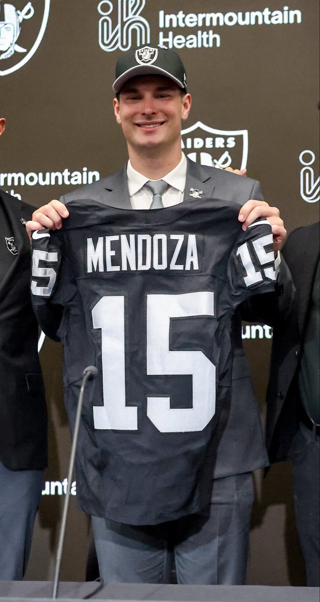 Mendoza 15 🔥🔥

(📸 <a href="/GettyImages/">Getty Images</a>)