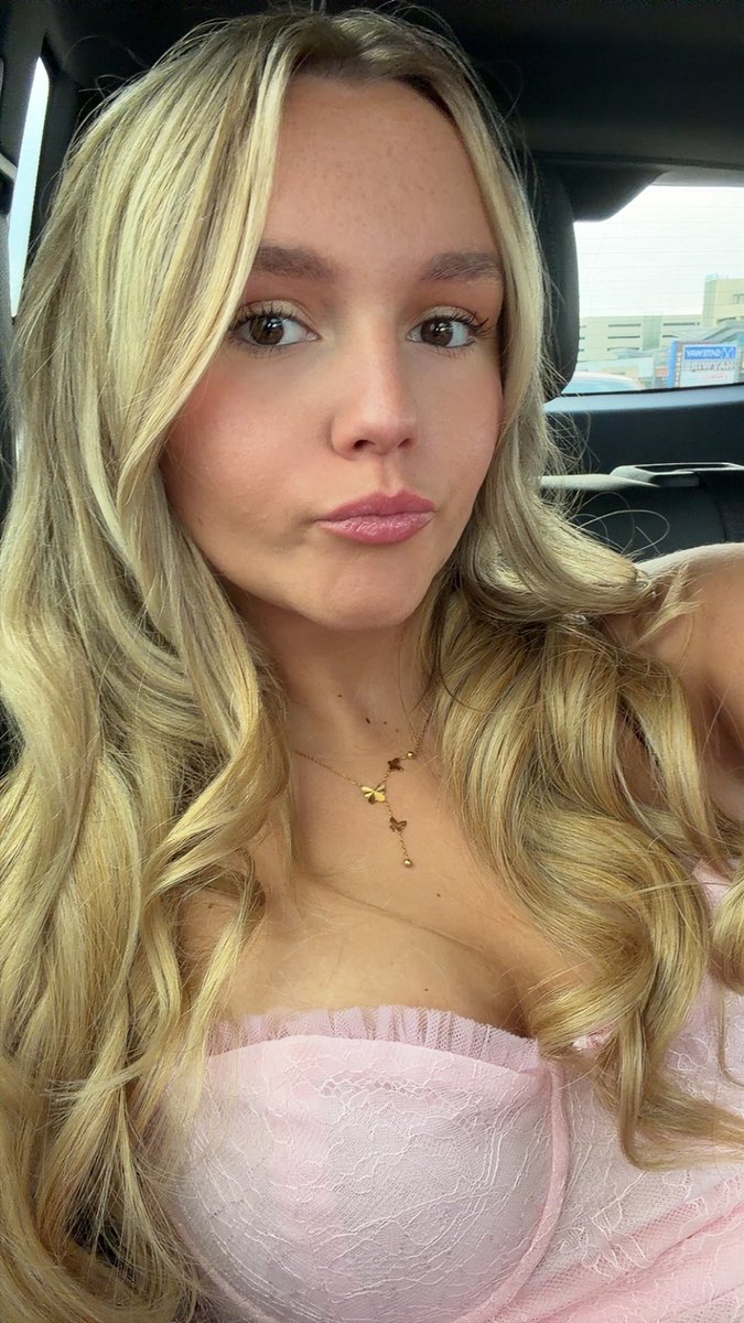 Princess Evie tweet media