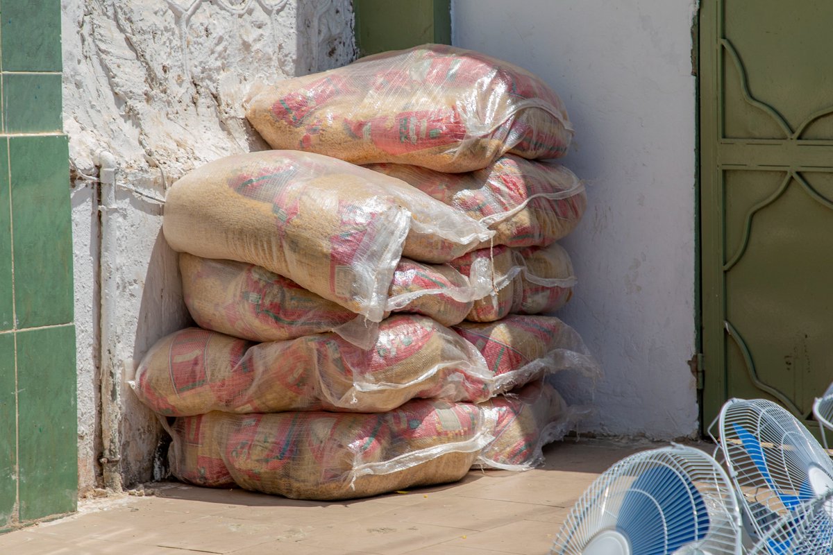 SenegalFsn's tweet photo. 𝙋𝙧𝙤𝙜𝙧𝙖𝙢𝙢𝙚 𝙨𝙥é𝙘𝙞𝙖𝙡 𝙚𝙣 𝙛𝙖𝙫𝙚𝙪𝙧 𝙙𝙚𝙨 𝙙é𝙩𝙚𝙣𝙪𝙨 : 𝙡𝙚 𝙁𝙎𝙉 𝙖𝙪 𝙘𝙝𝙚𝙫𝙚𝙩 𝙙𝙚 𝙡𝙖 𝙥𝙧𝙞𝙨𝙤𝙣 𝙙𝙚 𝙍𝙚𝙗𝙚𝙪𝙨𝙨 📷📷
#FSN #SolidaritéNationale #ActionSociale #MAC #Reubeuss @MinFamilleSN https://t.co/D8GUiT09i7