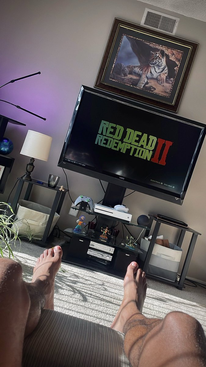 𝐿𝑒𝑜𝑜𝑜 tweet media