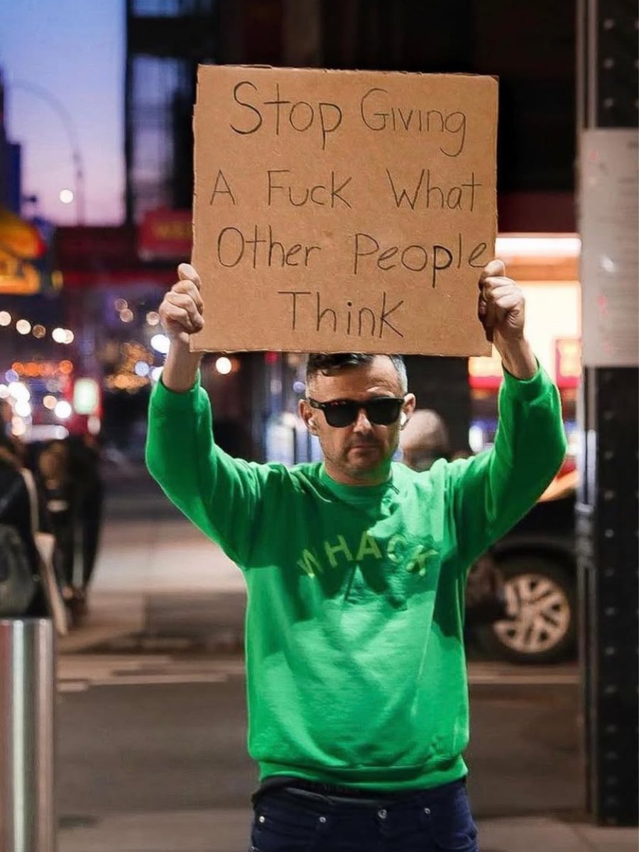 Gary Vaynerchuk tweet media