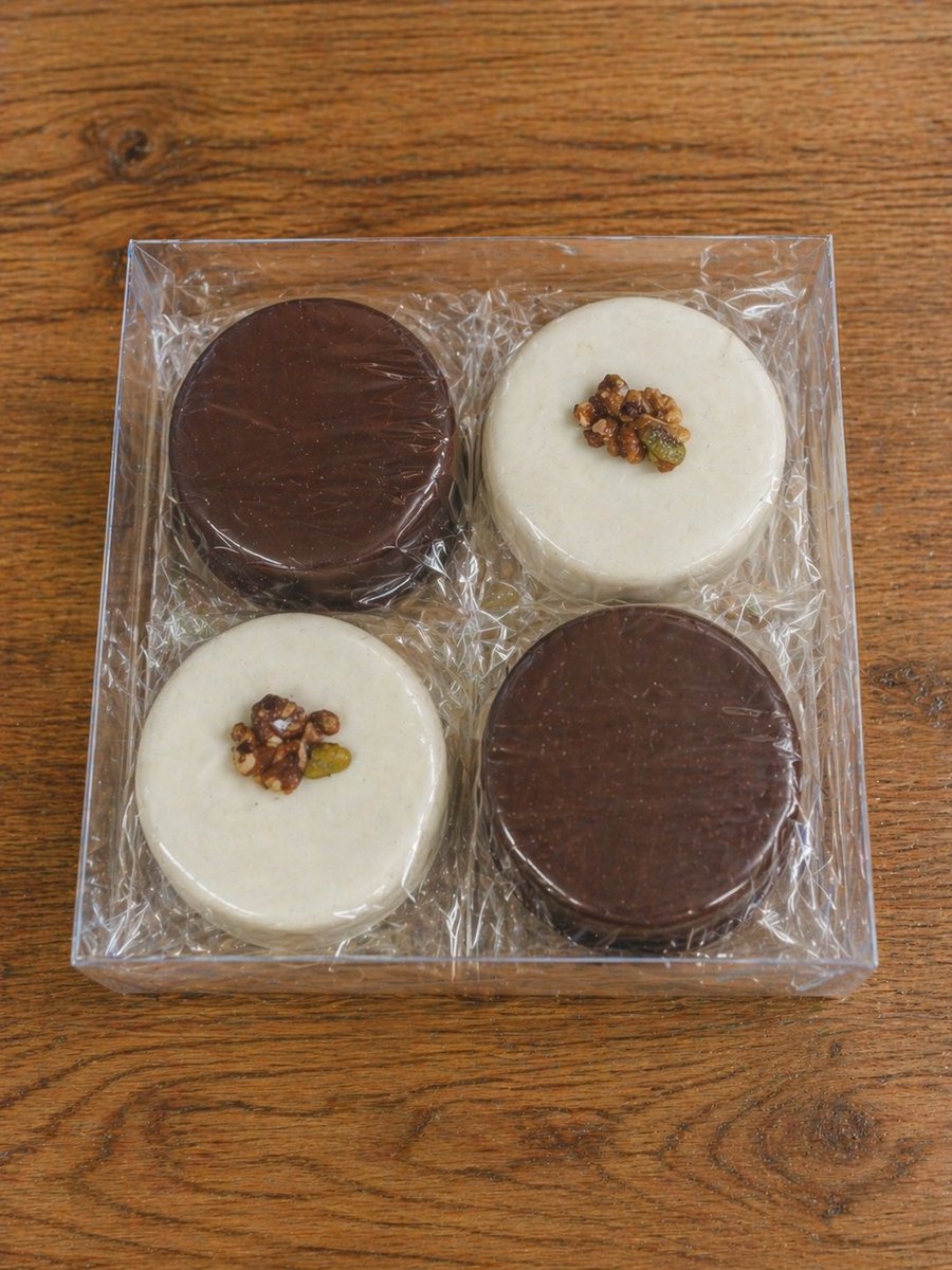 _i_love_cleo_'s tweet image. Alfajores!!!
🥥 Clásico
🍫 Marplatense
💚 Pistache y Frambuesa
🥭 Maracuyá y Coco
🌰 Mendocino
🥜 Snicker
🍬 Bon-o-bon
🥃 Baileys
🍓 NY Cheesecake
🥥 Rafaello

📲 Haz tu pedido por WhatsApp
📍 Puebla
#Alfajores #Repostera #Puebla #Emprendimiento
