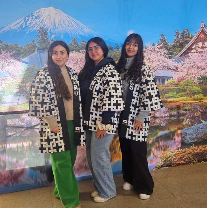 Embajada del Japón en Chile tweet media