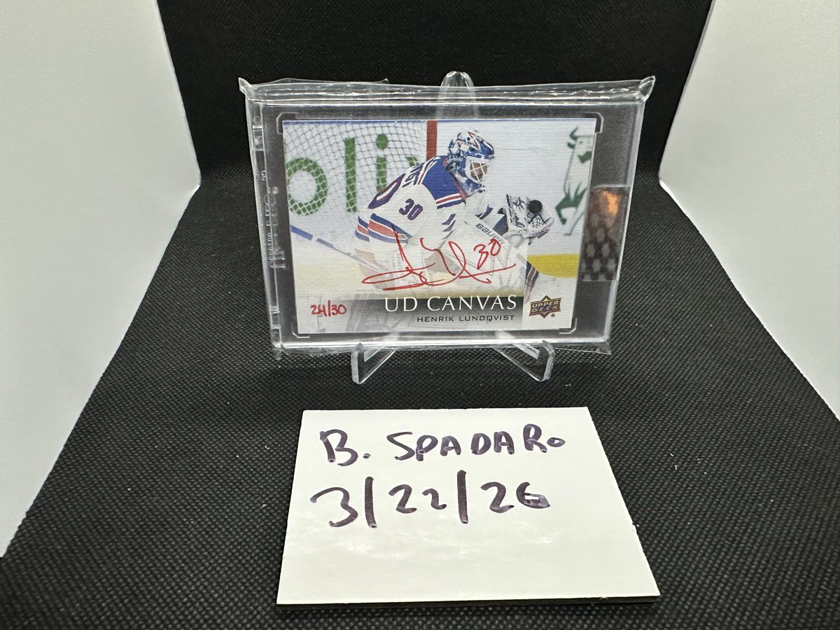 BryanSpadaro's tweet photo. @a_pep11 @4thLinePlugsRG Hank Acetate YG $350 usd ship
Laffy Ultimaye Jersey RC Auto /65 - $60
Hank Canvas Auto /30 - $225 firm (blue just did $291)
Laffy Lustrous RPA - $200
Fox Lustrous RPA - $150

All but Canvas OBO. Ask for updated pics and you shall receive. Will ship anywhere. https://t.co/Ce7W6kR0co