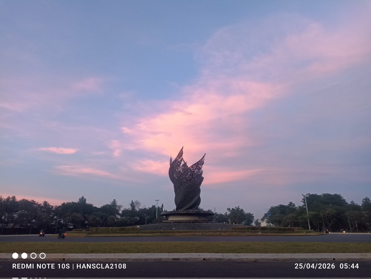 Hans24033738's tweet image. Semangat Pagi 💪😁
Pejuang Rupiah
#pemandanganpagi #semangat #selalubersyukur #GustiMberkahi #Mbelgedesh