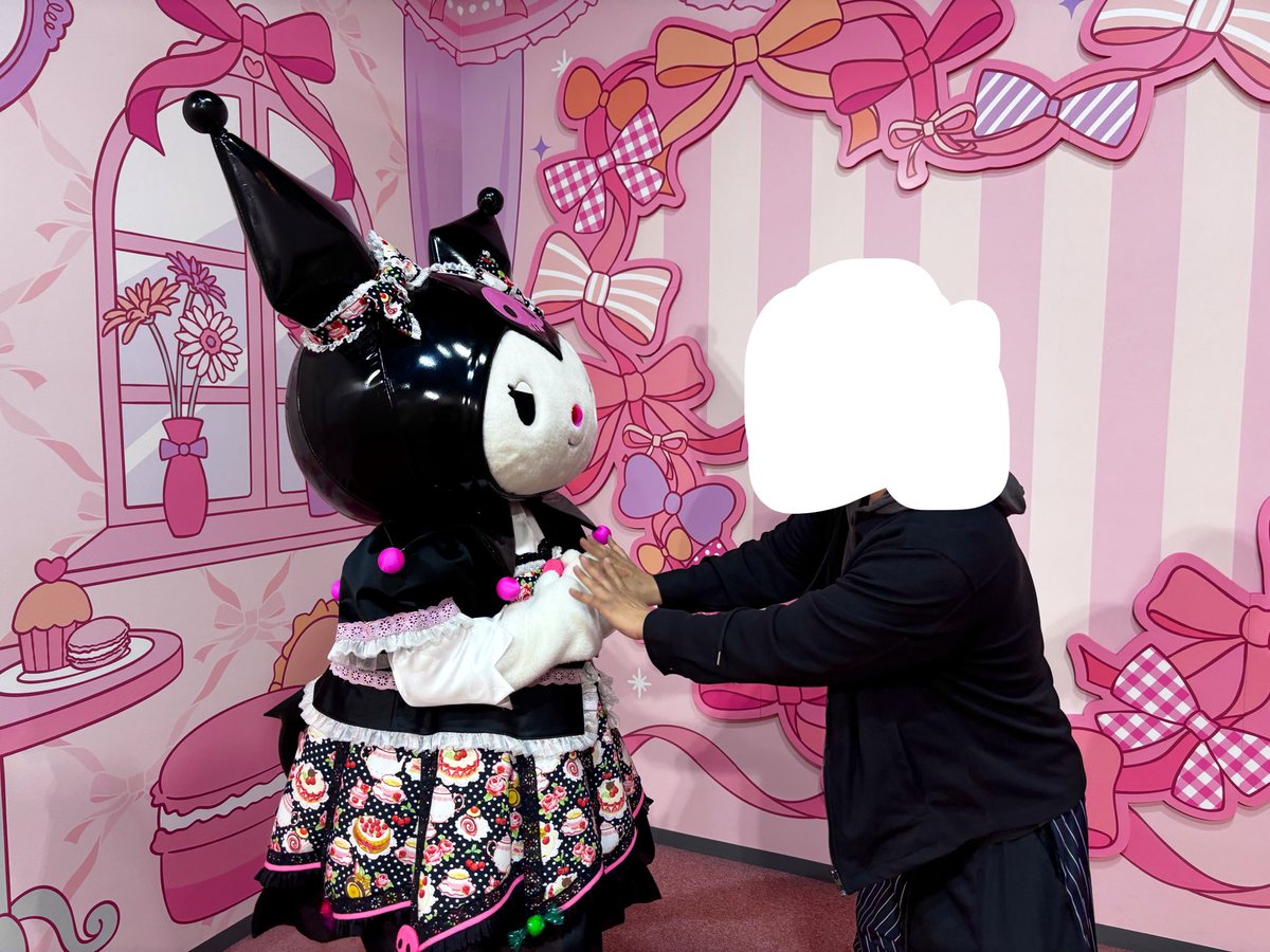 kj_h16's tweet image. #マイメロ のアニメ📺面白かったけど、すぐ終了した様な🙄意外とマイメロが、ポーッとした感じだったから、はっきりしている #クロミ の方が好きだった😄「昔、アニメ観たよ❗️」って伝えた〜🥹結構、クロミグッズ身に付けた人多かったよ🤗続けて投稿します🙏#ハーモニーランド🎡