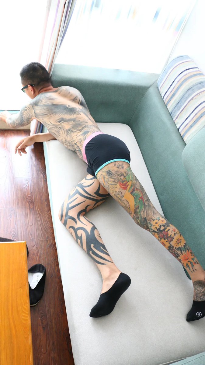 臭🦶🏻🐻の直男 tweet media
