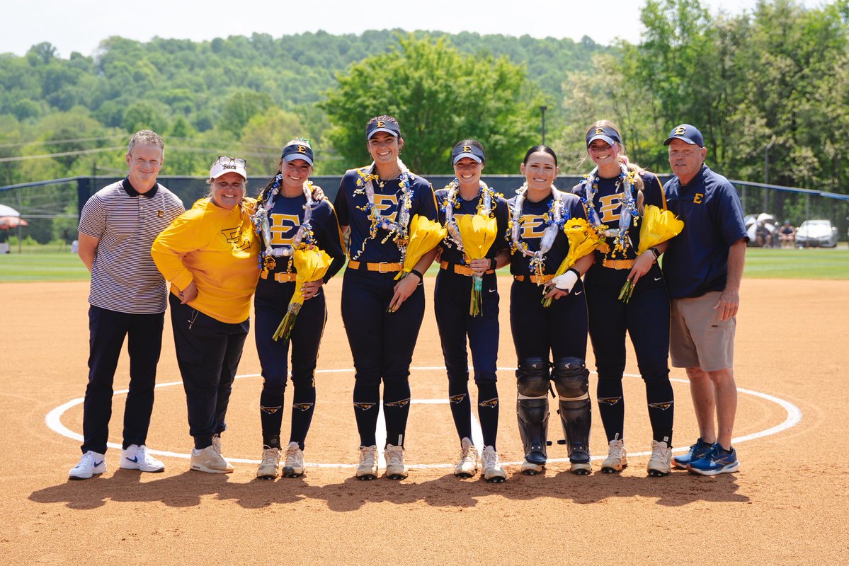 ETSUSoftball's tweet image. 𝓽𝓱𝓪𝓷𝓴 𝔂𝓸𝓾, 𝓼𝓮𝓷𝓲𝓸𝓻𝓼 💙

#GoBucs | #DEEP⚓️