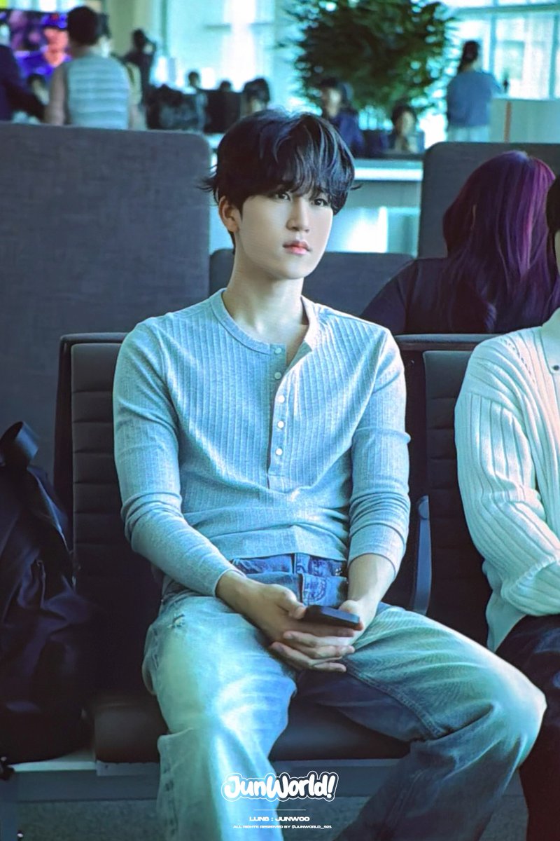 260425 ICN 출국 

#루네이트 #LUN8 #준우 #JUNWOO