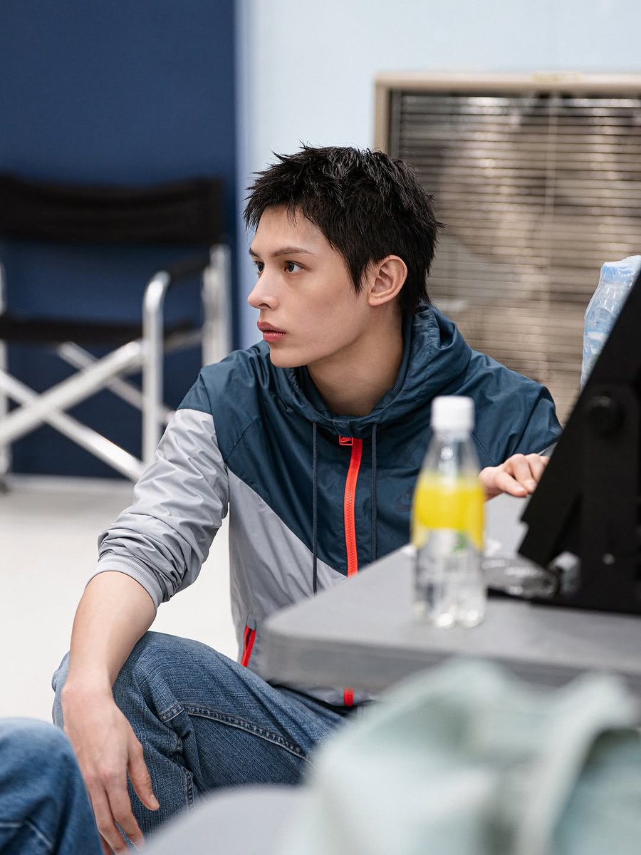 JAMES BRAZIL tweet media