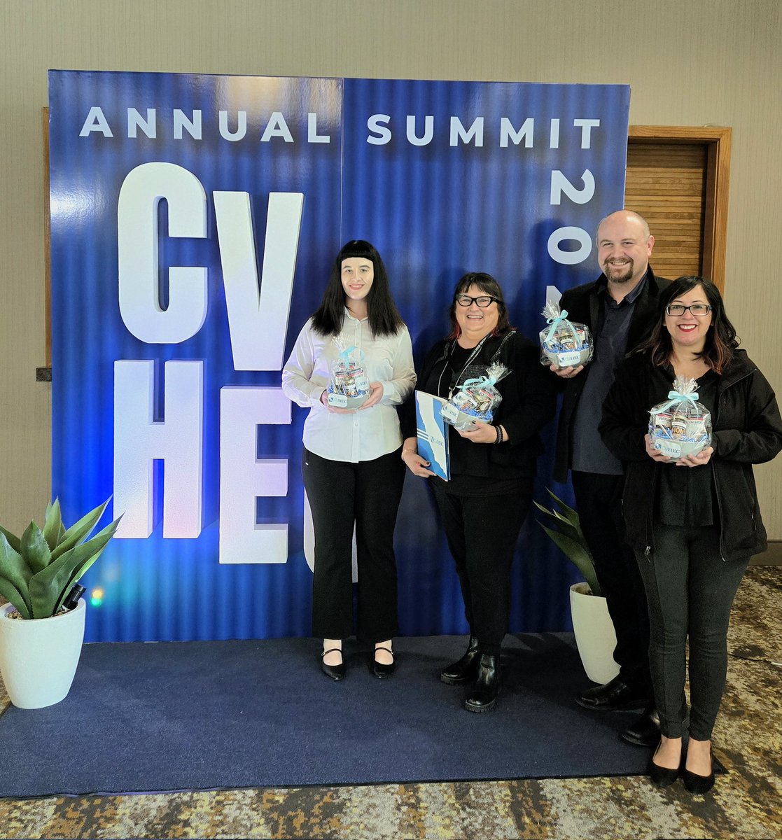 College_Bridge's tweet image. Great connecting with leaders and educators today at the 2026 @CVHEC_ Summit! 🎓 🤝

#CollegeBridge #CVHEC #HigherEd #CentralValley #StudentSuccess