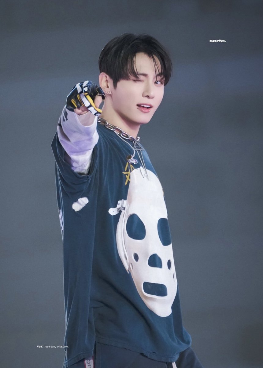 今日の大好きな一枚✨ジョングク🐰

グクのウインク……🫠❤️‍🔥