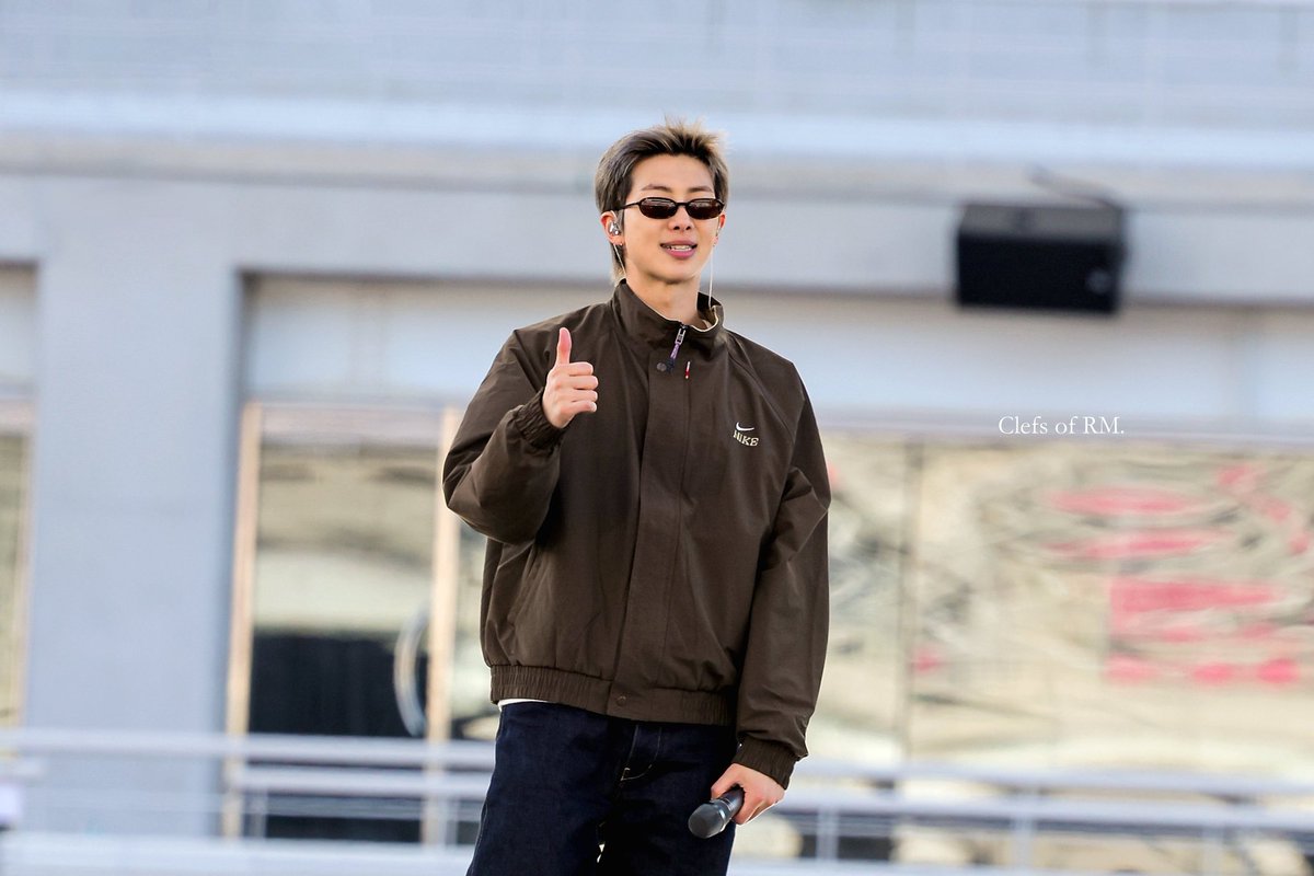 ITZ²⁴⁴ 𝄢♮ tweet media