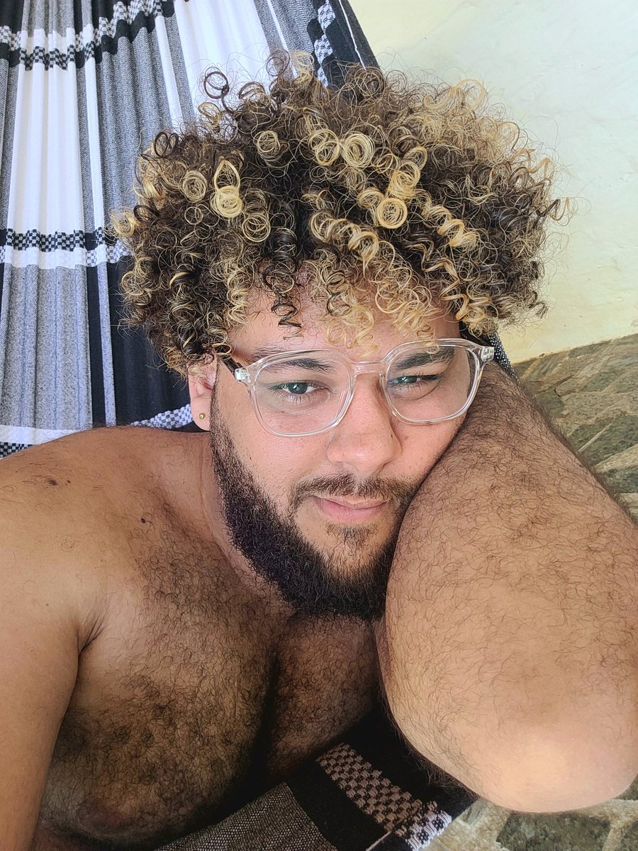 Hyposelenia tweet media