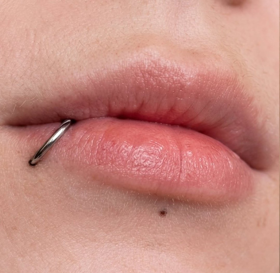 🅨🅘🅝 tweet media