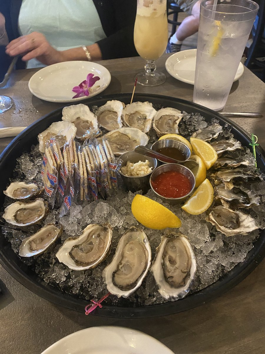 thapopejon's tweet photo. Fun with Burrs in sunny Florida. 
Oysters, Shooters &amp; Clams oh my! 
#CocoaVillage https://t.co/CJp8f993pO
