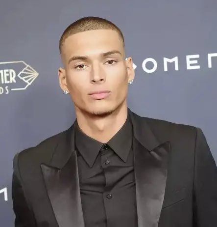 Clipnewz tweet media