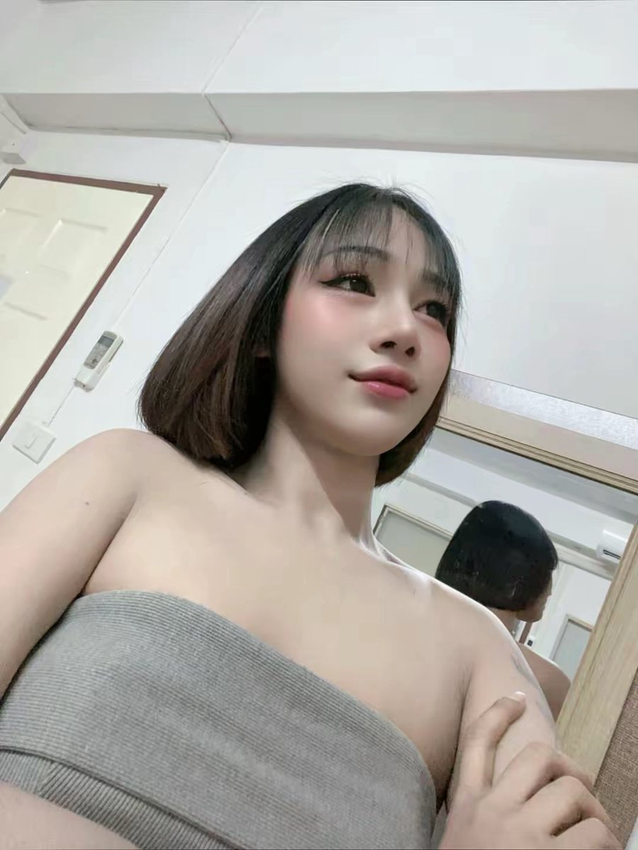 ศรีราชา สาวสอง tweet media