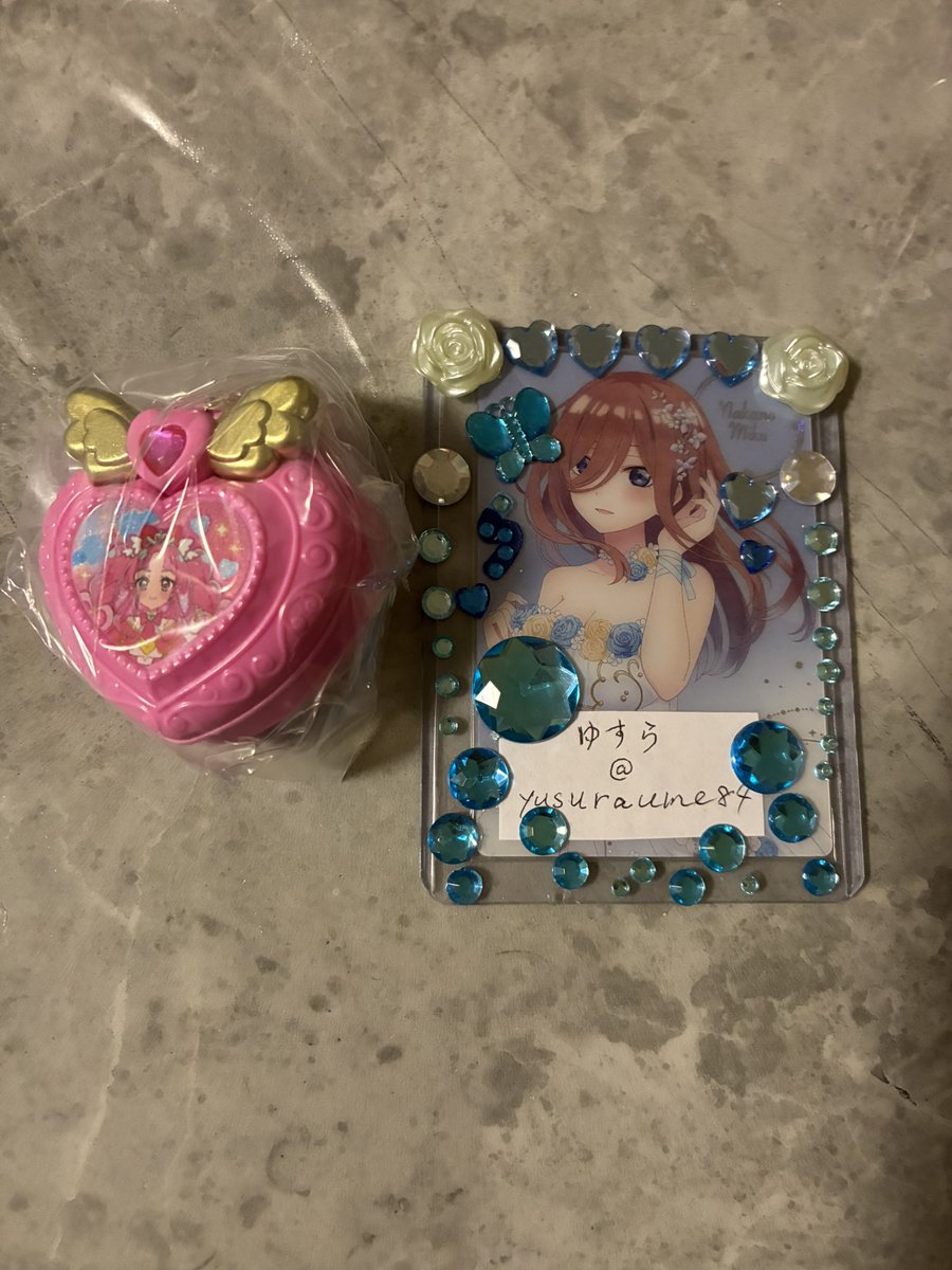 ゆすら tweet media