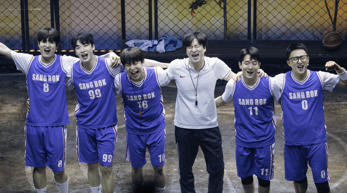 260424 <전설의 리틀 농구단> 커튼콜

종우 #안재영
수현 #송유택
상태 #박대원
승우 #곽민수
다인 #장두환
지훈 #김승현