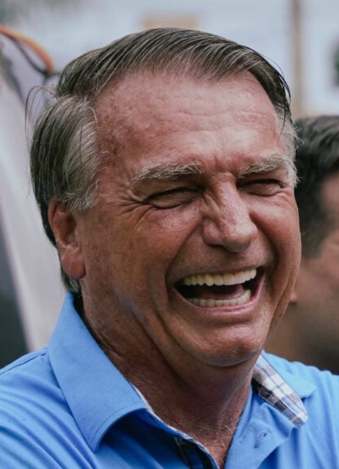 Nanibarbosa tweet media