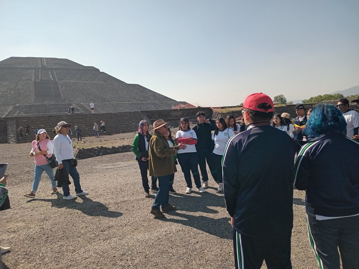 num_517's tweet photo. TBC 517. Participación de la Comunidad estudiantil en la visita didáctica a la Zona Arqueológica de Teotihuacán: "Raíces del México Antiguo." @SEMSedomex @TbcVallede @Edomex_TBC https://t.co/QpcPuQ7zga