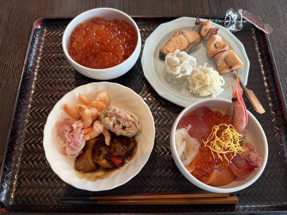 はなれめうどん tweet media