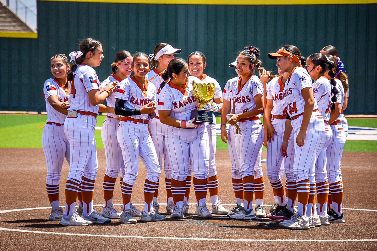 RHS_RangerSB's tweet photo. Rangers Bi-District Champions 
Gold is a Girls BestFriend 
Next up Area Round https://t.co/CZ1mW50quo