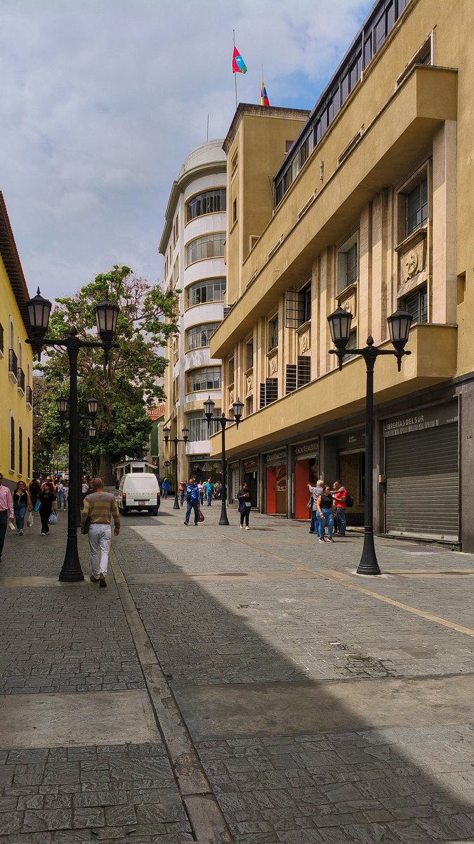 Luis Montero tweet media