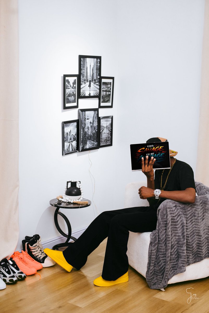 _abg_savage_'s tweet image. Too savage to be average 🚀💯
#ModelLife #FashionModel #Modeling #RunwayModel #InstaModel