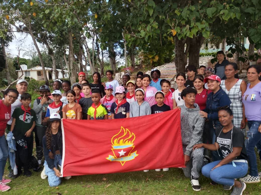 #ArtemisaJuntosSomosMás Ya están nuestros pioneros del municipio de San Cristóbal en #Artemisa rotando por el  campamento de pioneros Comandante Pinares en las terrazas. Un espacio para el disfrute y el aprendizaje.<a href="/LenVegaDiaz1/">Líen Vega Diaz</a>