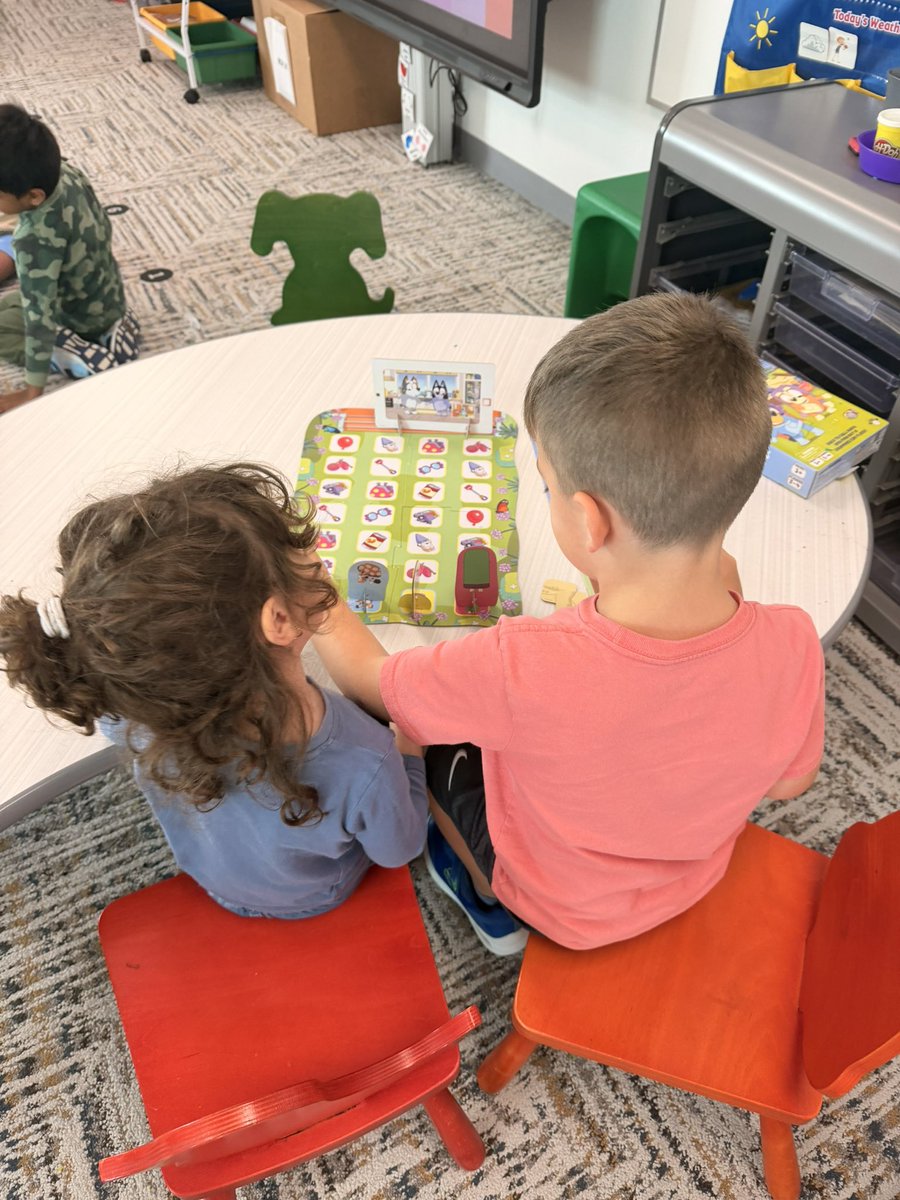 HaileyLewisprek's tweet photo. Game day in Piney Woods was so much fun! So many skills come into playing games like collaboration, communicating, taking turns, and learning how to win and lose. https://t.co/T3WF3EaPKI