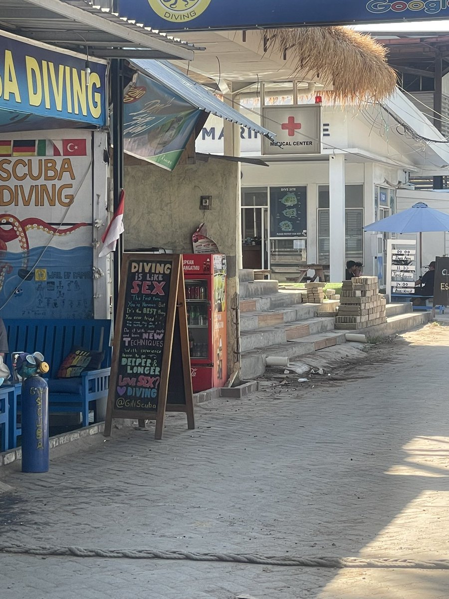 milkshxqe's tweet photo. Gili T trip, seru bgt di umur 26 baru bener2 belajar berenang, snorkeling, dan island hopping, omg i’m so blessed, thanks god 🥺 https://t.co/FAkzWz86ad