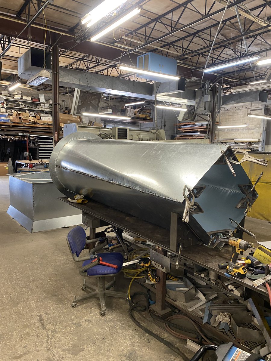 ogbreadfish's tweet photo. @beemoding @falco @TheYard Wind tunnel I built for the university of central Florida! https://t.co/UY7f2yYV8y