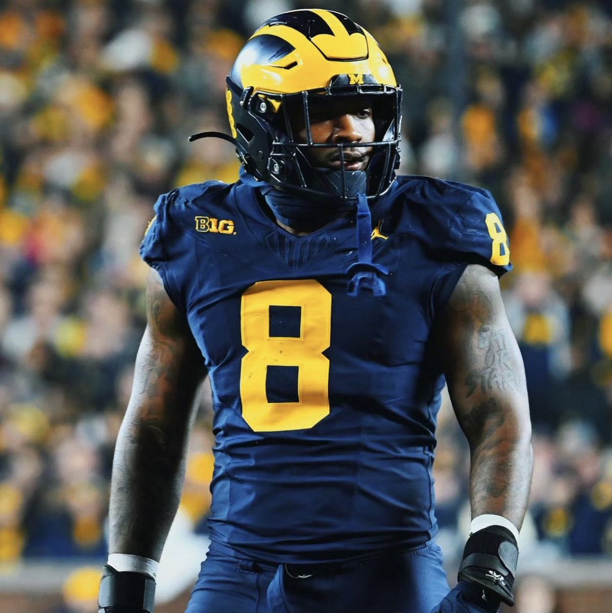 BREAKING: The Lions have selected Michigan EDGE Derrick Moore with the 44th overall pick in the NFL Draft.

🚨🚨🚨