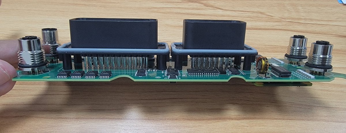 Open_Embed's tweet image. The rugged RaspberryPi  controller with I P67 capability. And a Codesys license is optional. 
#AI #raspberrypi #robot #AGV ＃AMR #PLC