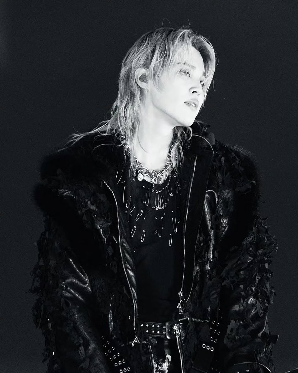 btschartsxdaily's tweet image. #JIMIN via Instagram Post (3)💜

“⭐🎆🎇”
instagram.com/p/DXiHnugEwk7/…