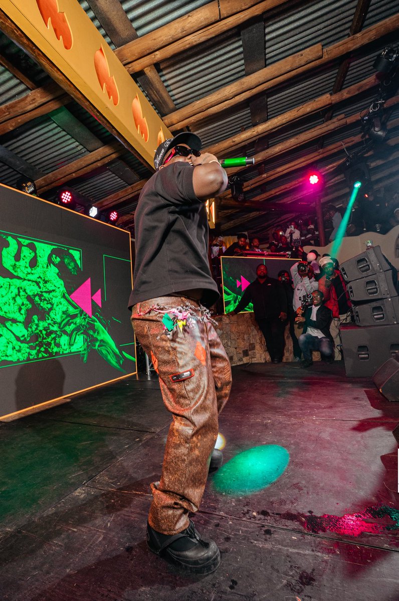 MTN Bushfire Firefly tweet media