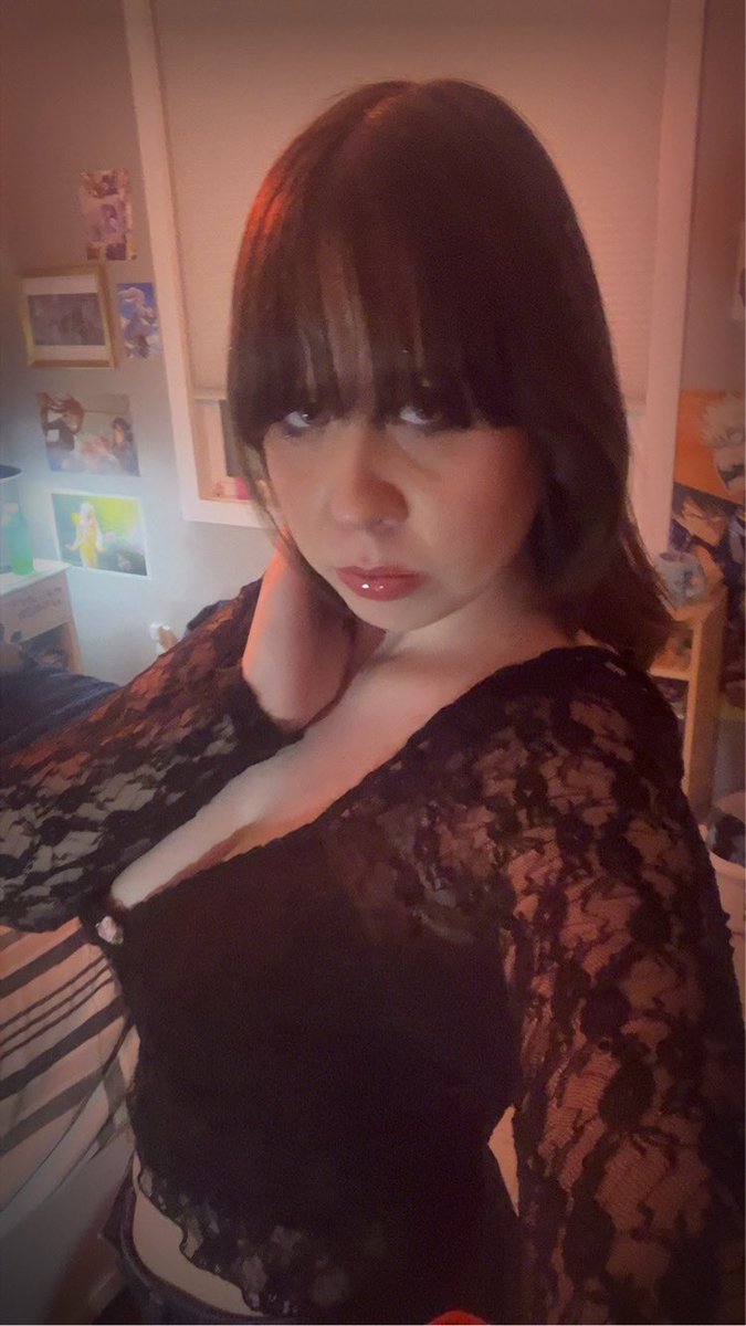 the vampire princess ochaika want her tits fucked