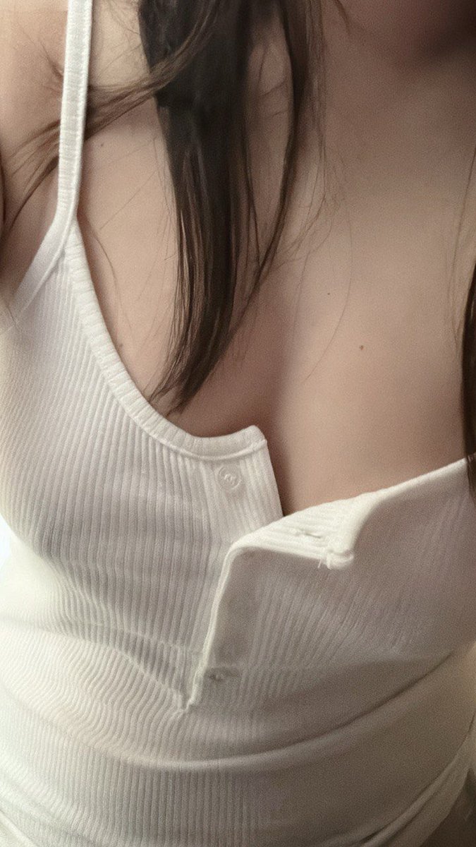 JFF9453's tweet photo. 遠距是種美感⋯

一直很希望有單女找C玩，但就是直男不行動，只好我來了😮‍💨 

有好心人願意聊聊認領嗎🥹 https://t.co/Kvnk9q9Opc