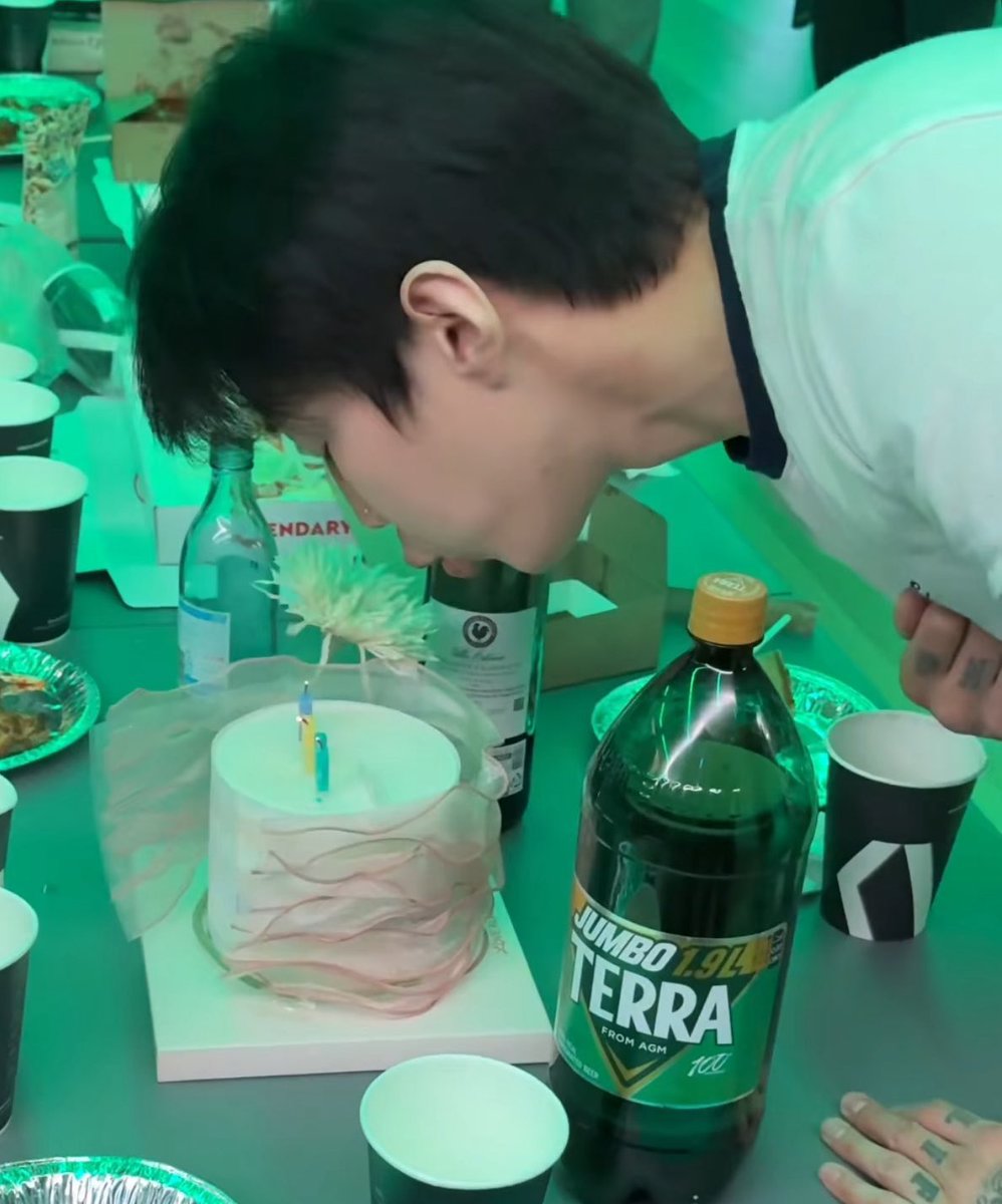 재범오빵 생일축하해요오〰️〰️〰️🎉🎂🩷
언제나 건강하구 행복하게 지내요🥹알라뷰❣️❣️
#HBD_JayPark #박재범