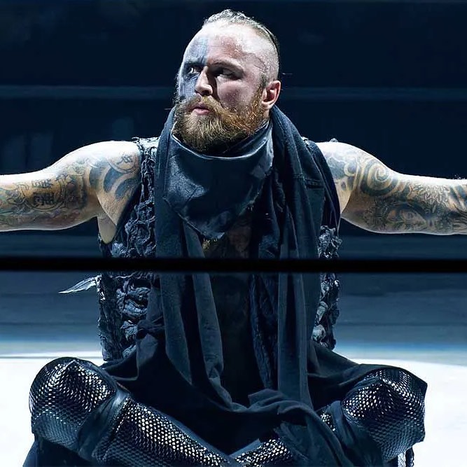 TheDrainmaker's tweet image. Malakai/Aleister Black:

Fired by WWE: June 2, 2021
Joined AEW: July 7, 2021
Left AEW: February 10, 2025
Joined WWE: April 25, 2025
Fired by WWE again: April 24, 2026