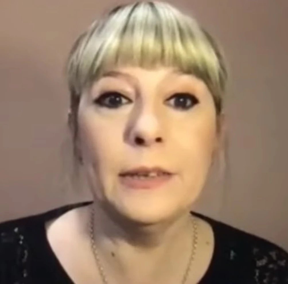 la Escribana tweet media